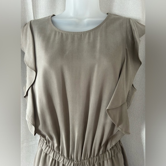 GAP jumpsuit - Picture 6 of 10